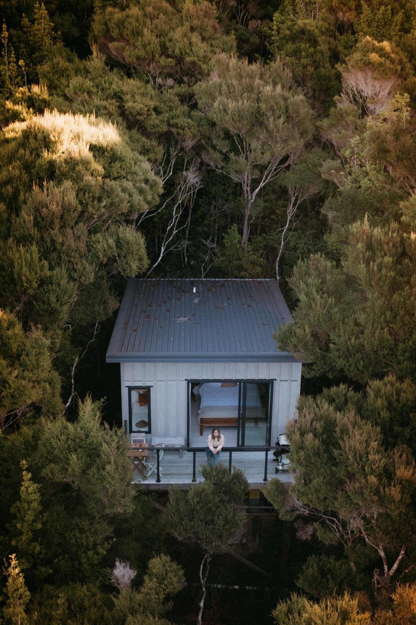 Treehouse Hideaway At Rekindle Tree Houses Opua Luaran gambar